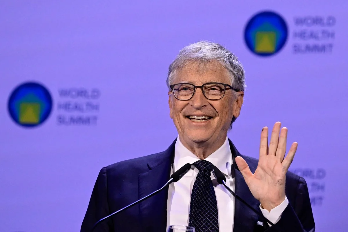 bill gates la ai chi tiet cuoc doi va su nghiep cua ty phu microsoft