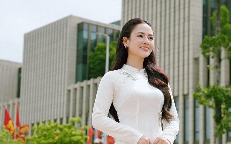 dien-vien-viet-hoa-sinh-nam-bao-nhieu-4