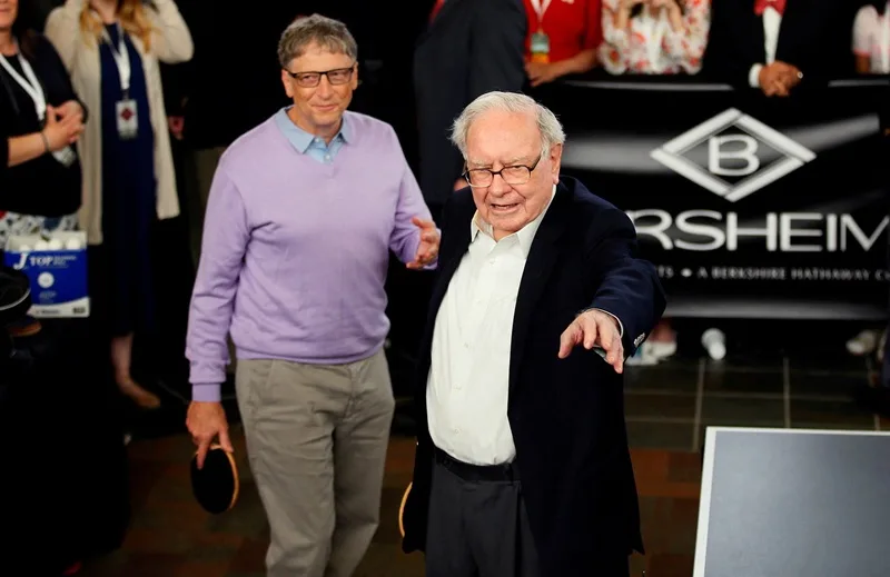 warren buffett la ai tieu su cuoc doi va triet ly dau tu kinh dien
